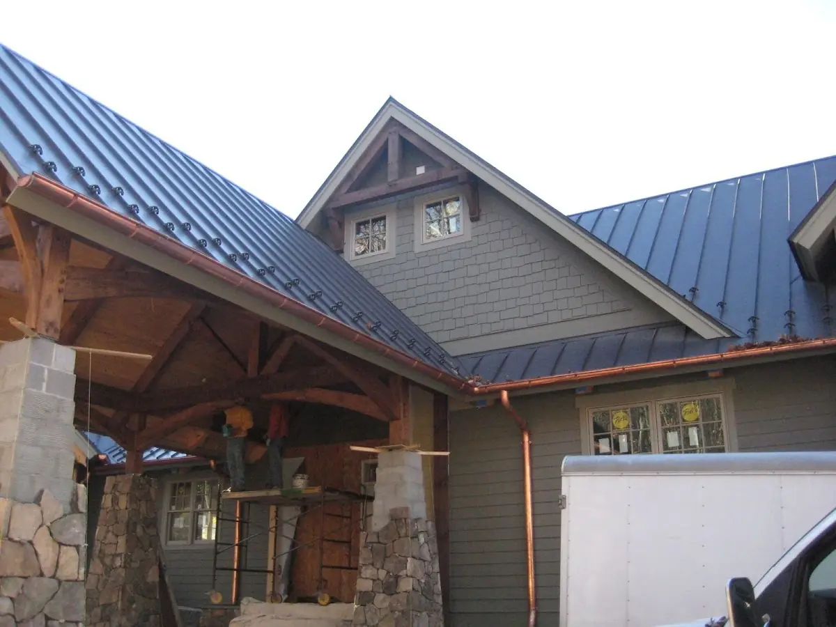 Craftsman Roofing team delivering quality roofing work in Timbercreek